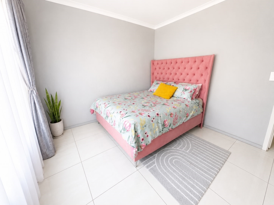 2 Bedroom Property for Sale in Wilgeheuwel Gauteng