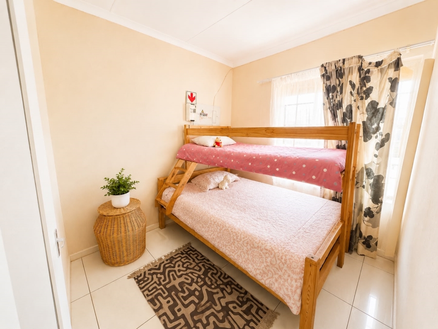 2 Bedroom Property for Sale in Wilgeheuwel Gauteng