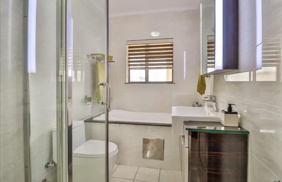 2 Bedroom Property for Sale in Craigavon Gauteng