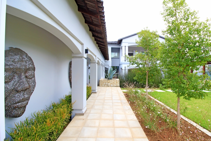 To Let 5 Bedroom Property for Rent in Waterfall Country Estate Gauteng