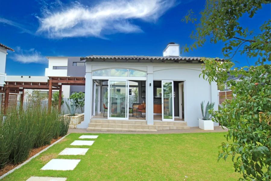 To Let 5 Bedroom Property for Rent in Waterfall Country Estate Gauteng