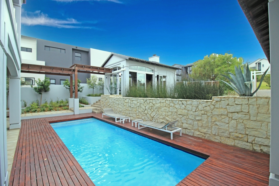 To Let 5 Bedroom Property for Rent in Waterfall Country Estate Gauteng