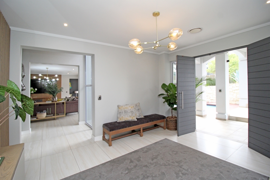 To Let 5 Bedroom Property for Rent in Waterfall Country Estate Gauteng