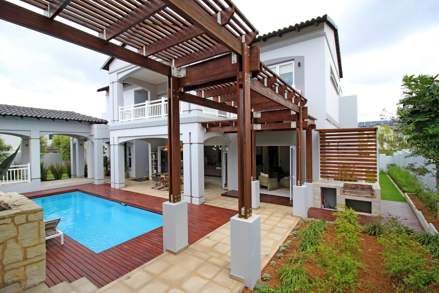 To Let 5 Bedroom Property for Rent in Waterfall Country Estate Gauteng