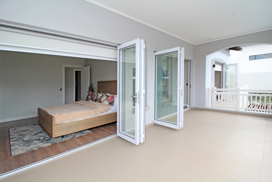 To Let 5 Bedroom Property for Rent in Waterfall Country Estate Gauteng
