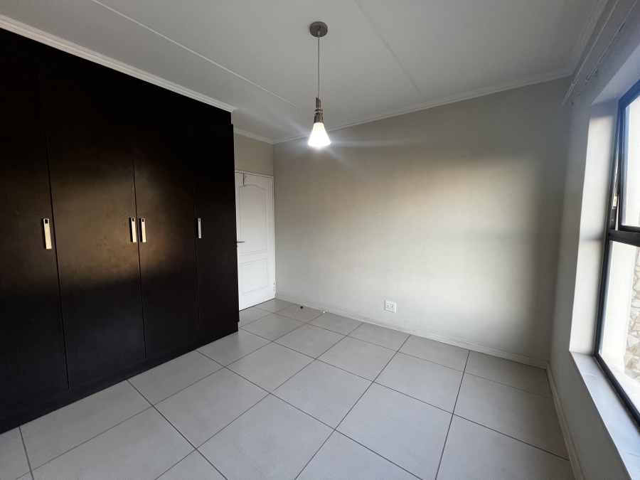 2 Bedroom Property for Sale in Kyalami Hills Gauteng