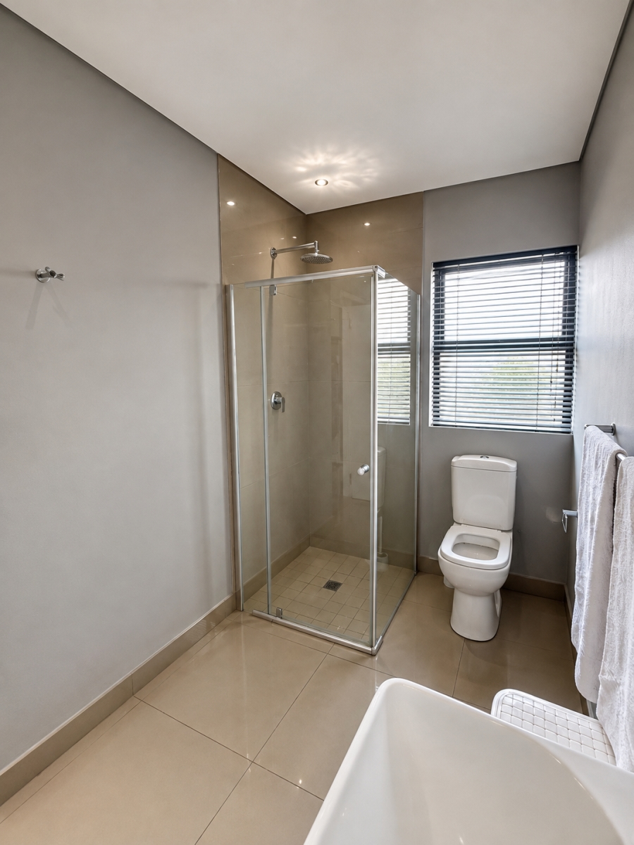 1 Bedroom Property for Sale in Broadacres Gauteng
