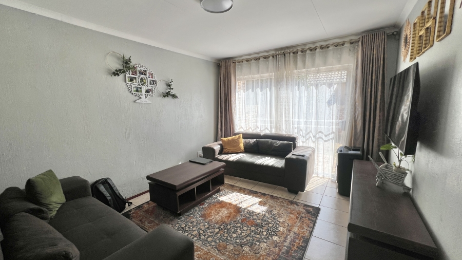 2 Bedroom Property for Sale in Celtisdal Gauteng