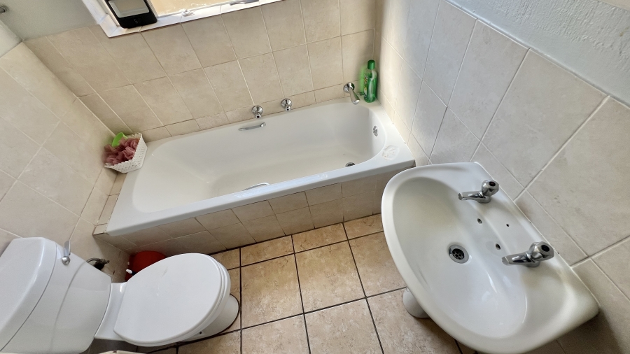 2 Bedroom Property for Sale in Celtisdal Gauteng