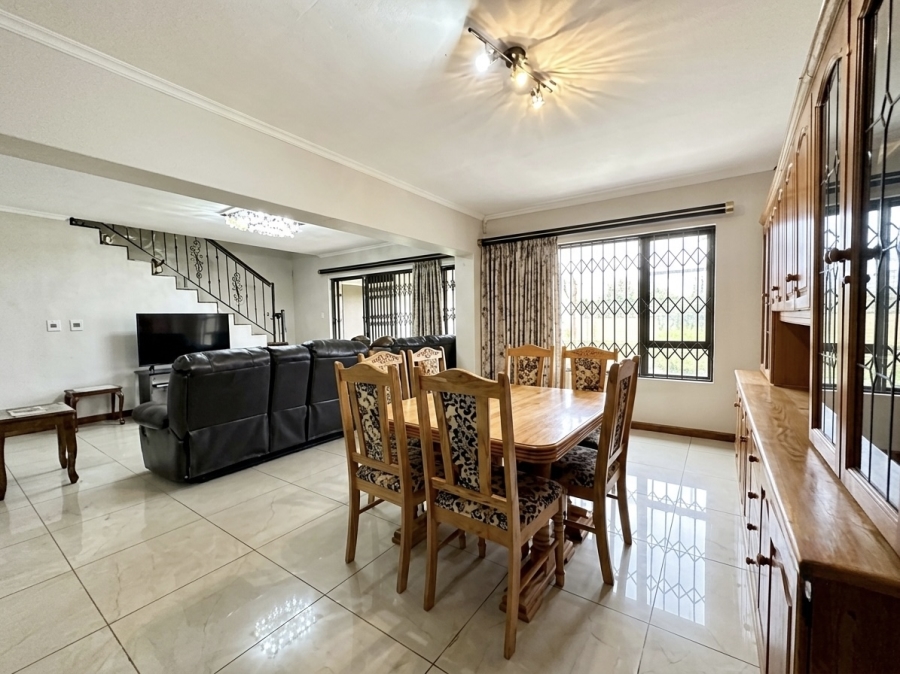 4 Bedroom Property for Sale in Carlswald Gauteng