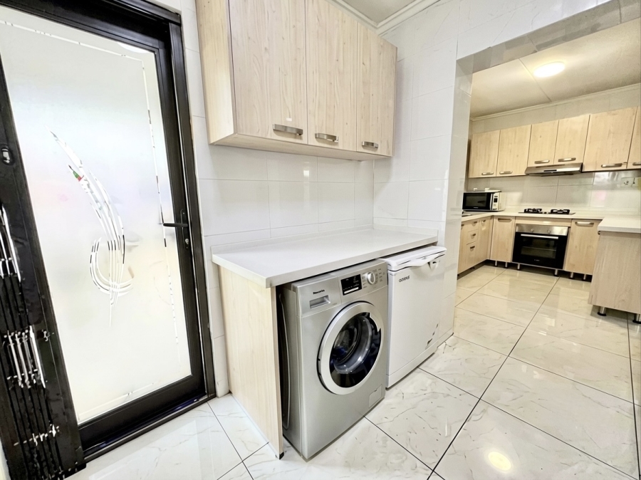 4 Bedroom Property for Sale in Carlswald Gauteng