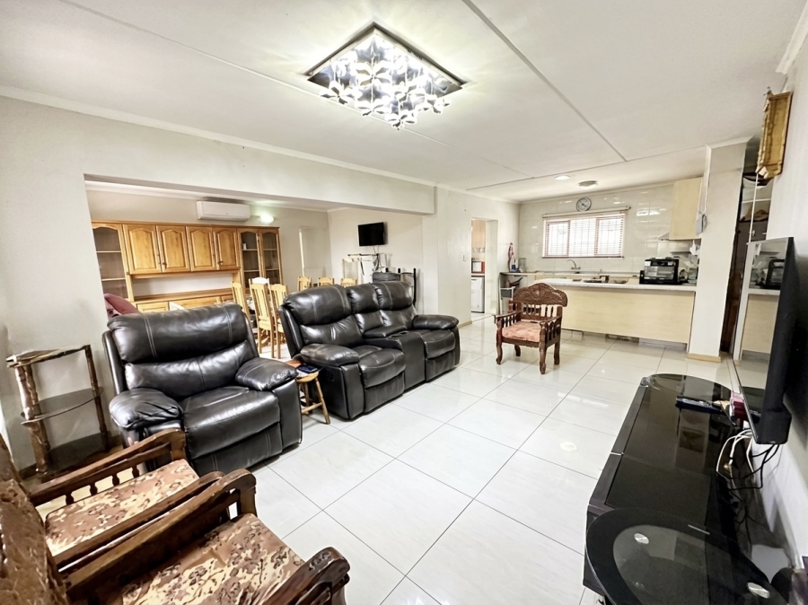 4 Bedroom Property for Sale in Carlswald Gauteng