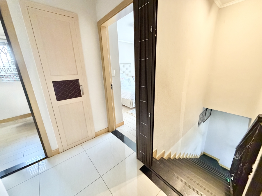4 Bedroom Property for Sale in Carlswald Gauteng