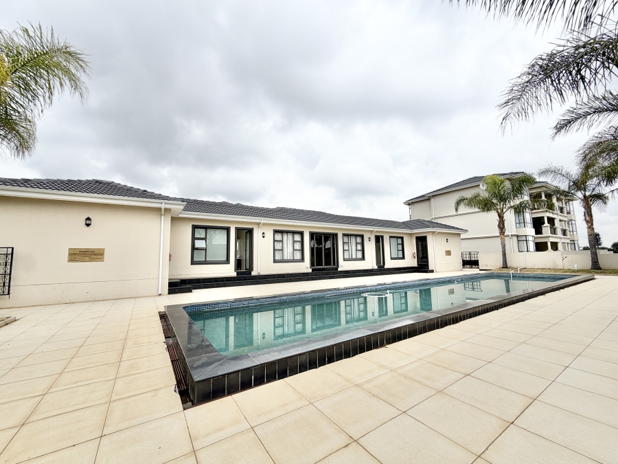 4 Bedroom Property for Sale in Carlswald Gauteng