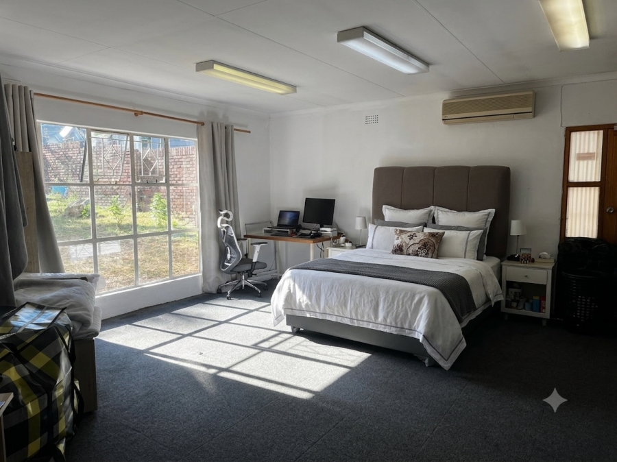 To Let 4 Bedroom Property for Rent in Vorna Valley Gauteng