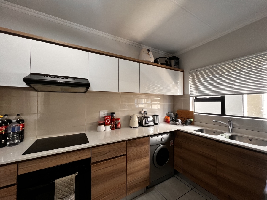 3 Bedroom Property for Sale in Waterfall Gauteng