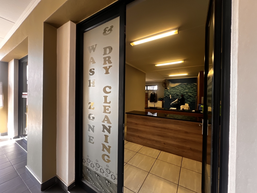 3 Bedroom Property for Sale in Waterfall Gauteng