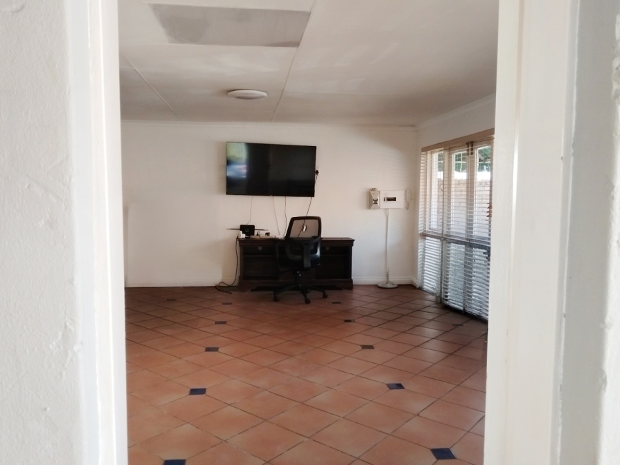 To Let 2 Bedroom Property for Rent in Observatory Gauteng