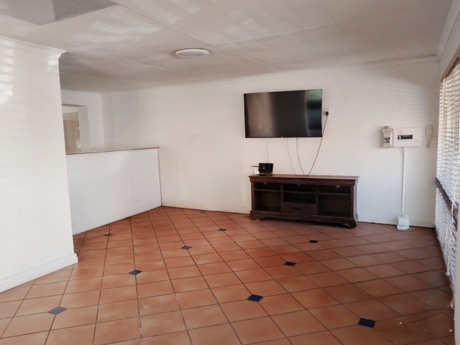 To Let 2 Bedroom Property for Rent in Observatory Gauteng