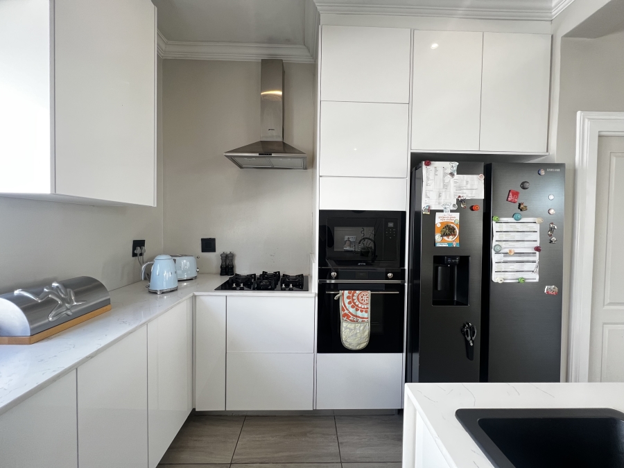 4 Bedroom Property for Sale in Blue Valley Golf Estate Gauteng