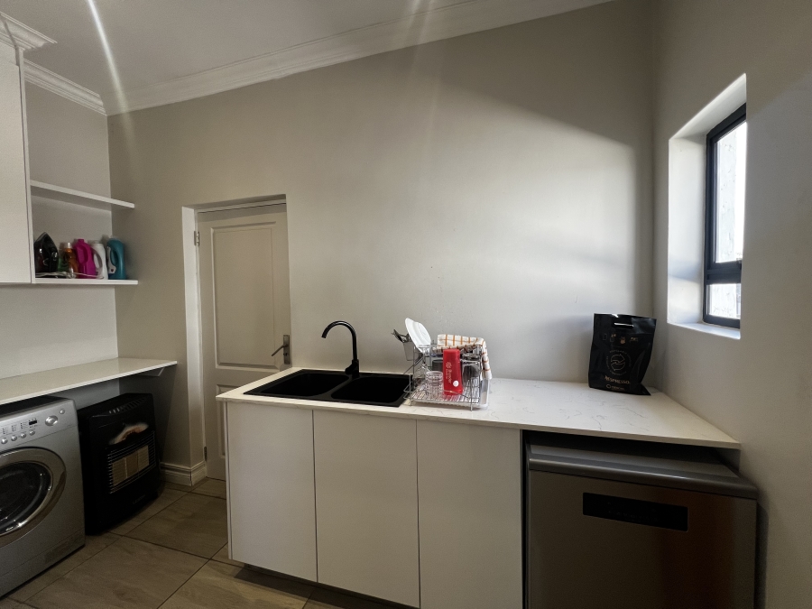4 Bedroom Property for Sale in Blue Valley Golf Estate Gauteng