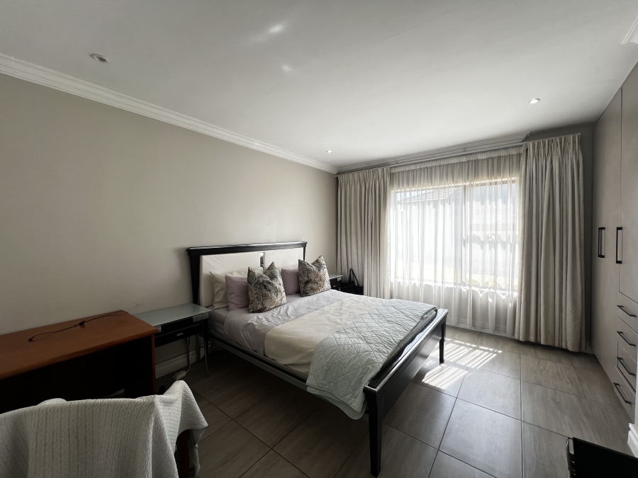 4 Bedroom Property for Sale in Blue Valley Golf Estate Gauteng