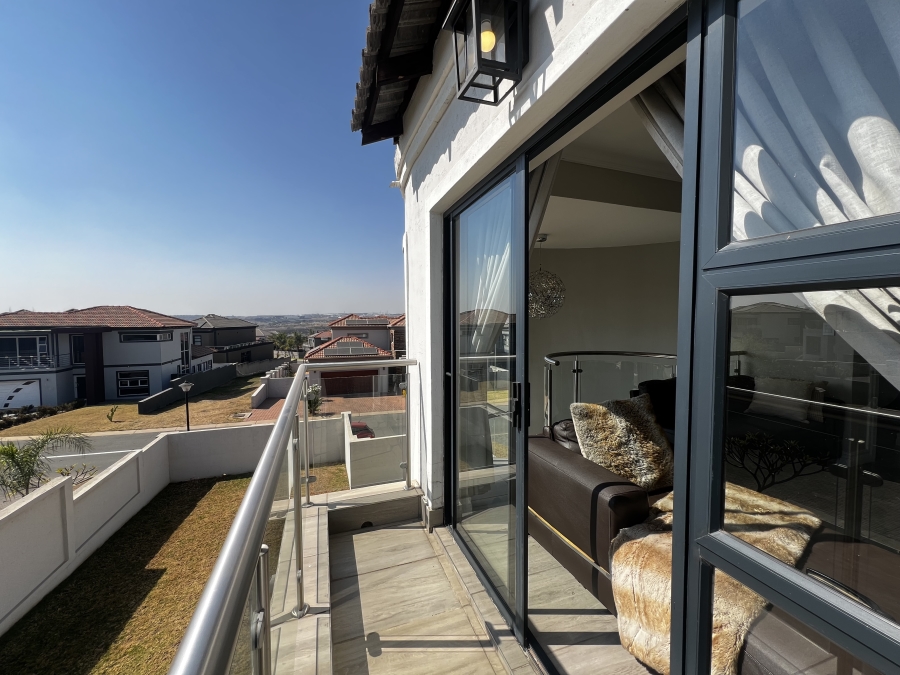 4 Bedroom Property for Sale in Blue Valley Golf Estate Gauteng