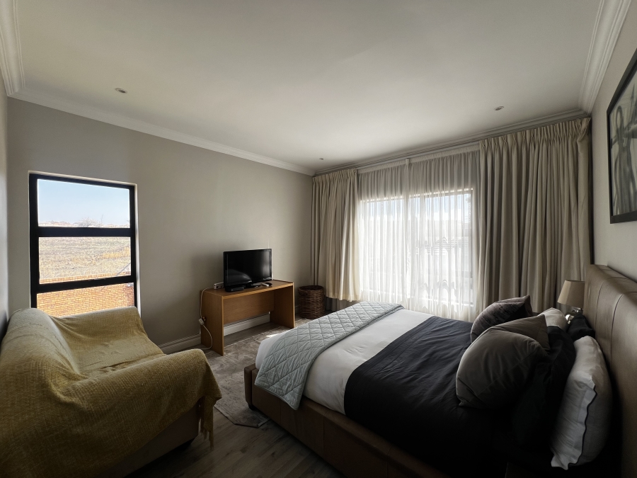 4 Bedroom Property for Sale in Blue Valley Golf Estate Gauteng
