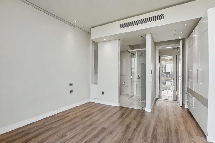 To Let 2 Bedroom Property for Rent in Sandhurst Gauteng