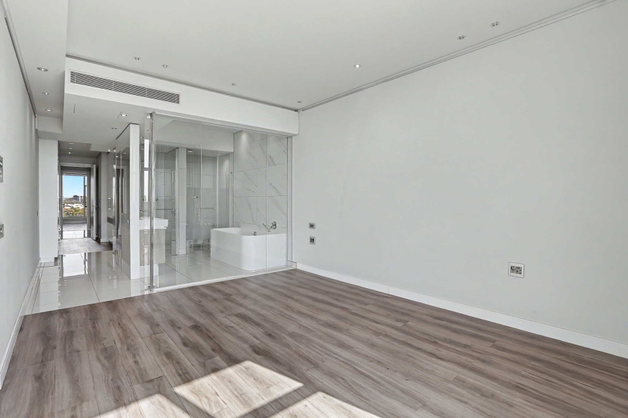 To Let 2 Bedroom Property for Rent in Sandhurst Gauteng