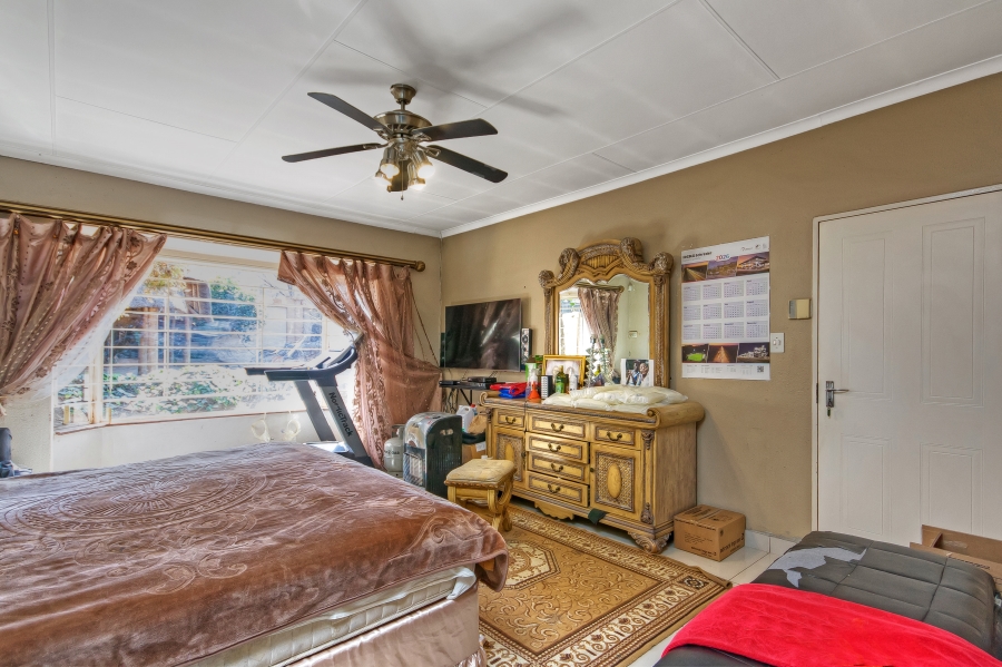 3 Bedroom Property for Sale in Oakdene Gauteng