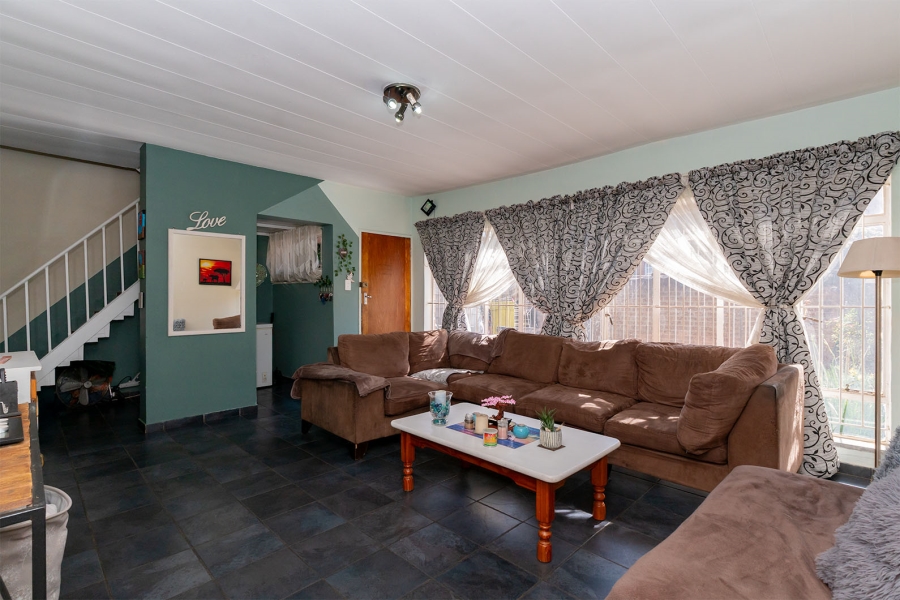 2 Bedroom Property for Sale in Marlands Gauteng