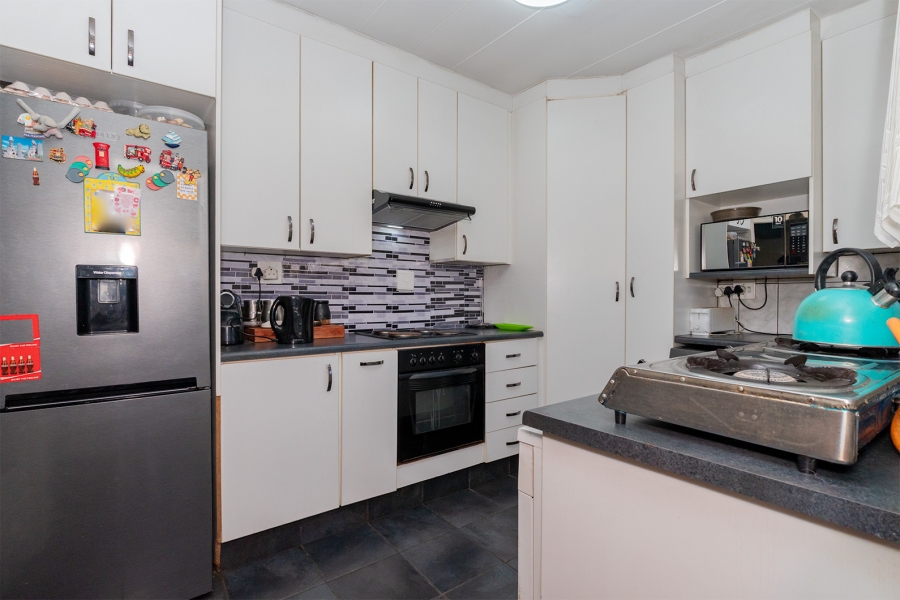 2 Bedroom Property for Sale in Marlands Gauteng