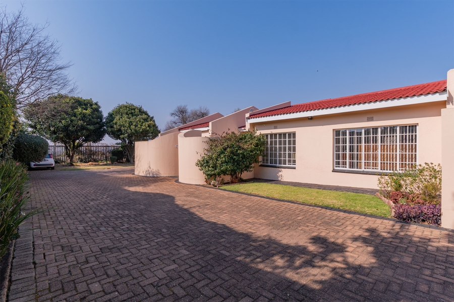 2 Bedroom Property for Sale in Sharon Park Gauteng