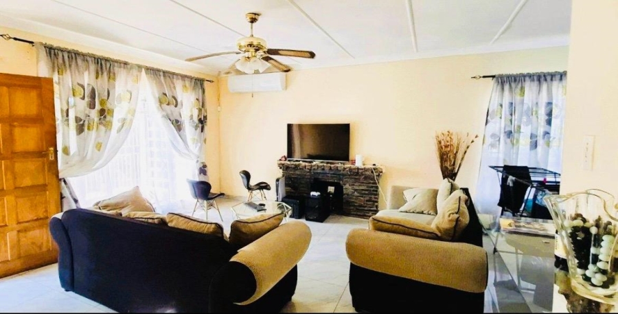 3 Bedroom Property for Sale in Woodmere Gauteng