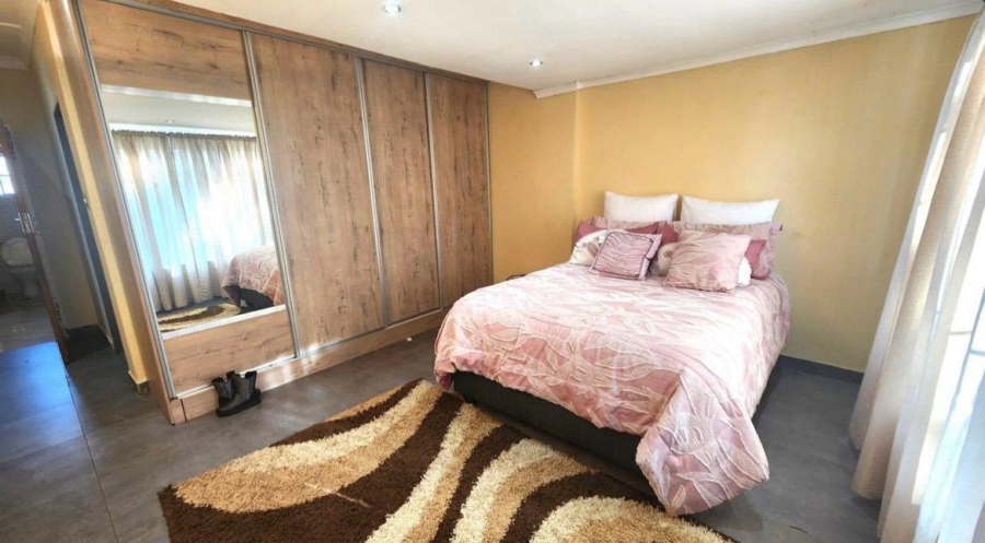 3 Bedroom Property for Sale in Woodmere Gauteng