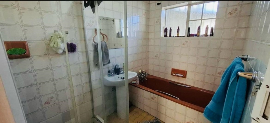 3 Bedroom Property for Sale in Woodmere Gauteng