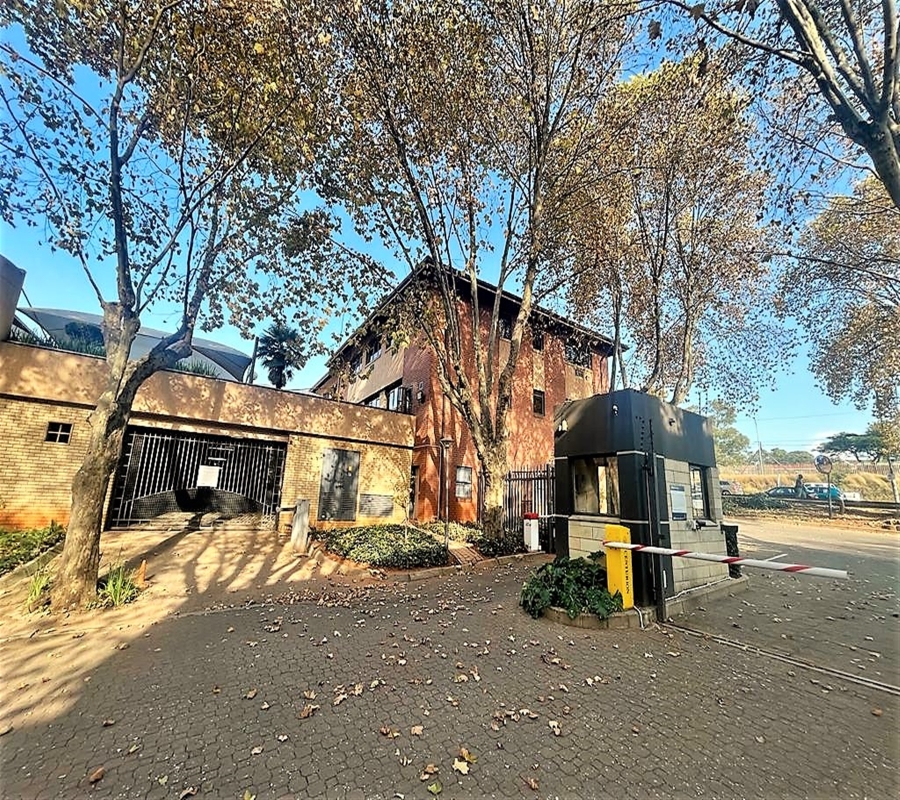 To Let Commercial Property for Rent in Parktown Gauteng