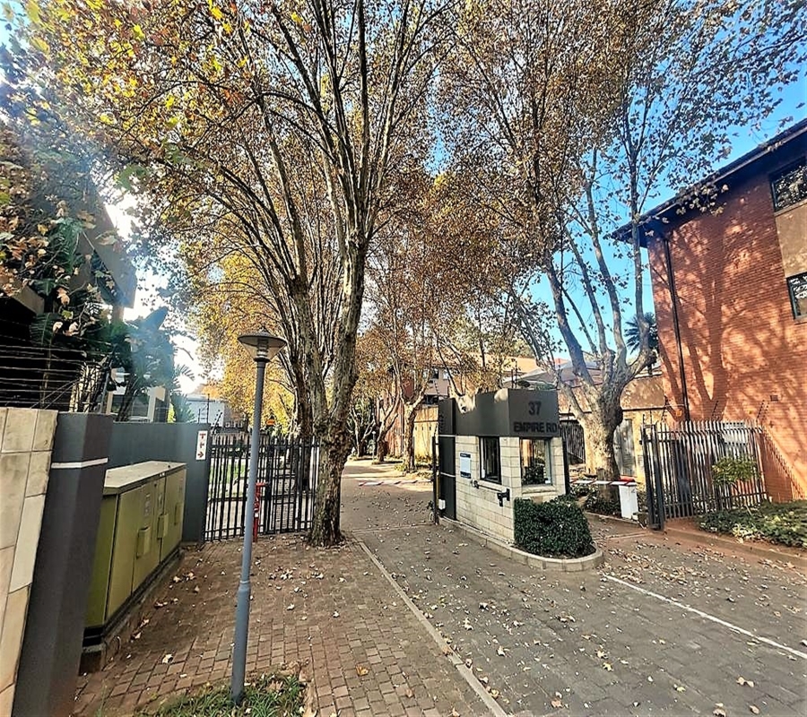 To Let Commercial Property for Rent in Parktown Gauteng