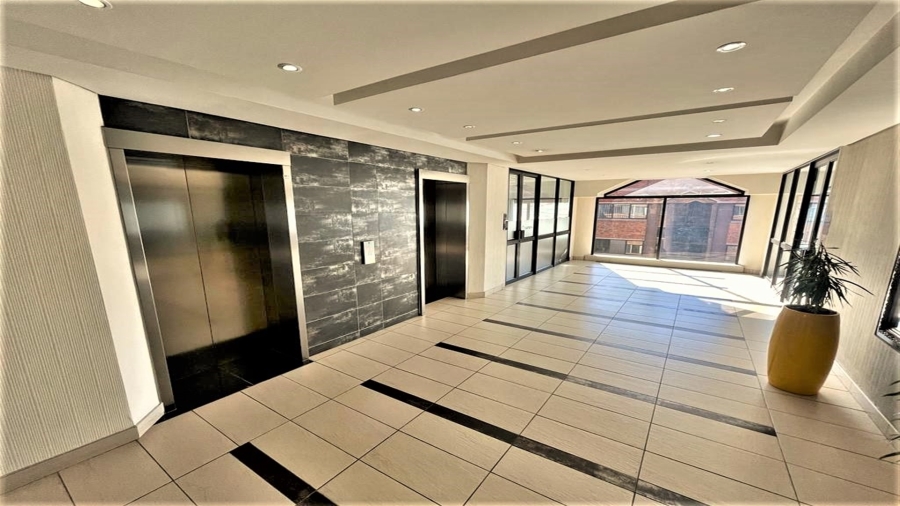 To Let Commercial Property for Rent in Parktown Gauteng