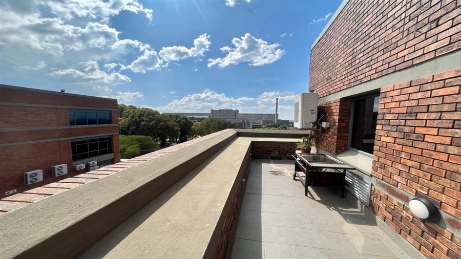 To Let Commercial Property for Rent in Parktown Gauteng