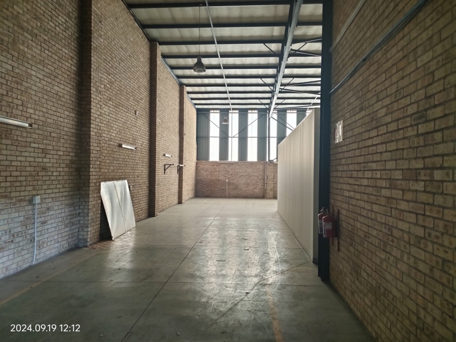 To Let Commercial Property for Rent in North Riding Gauteng