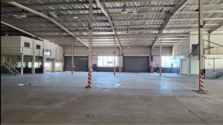 To Let Commercial Property for Rent in Strijdom Park Gauteng