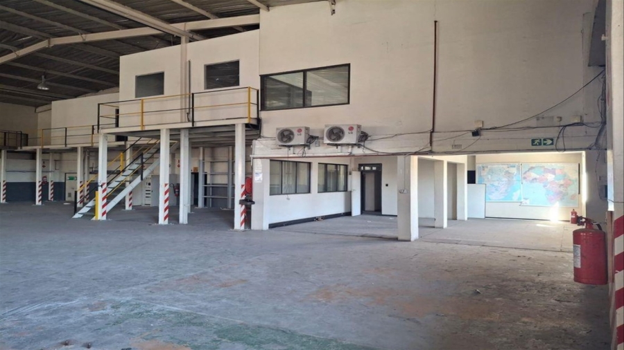 To Let Commercial Property for Rent in Strijdom Park Gauteng