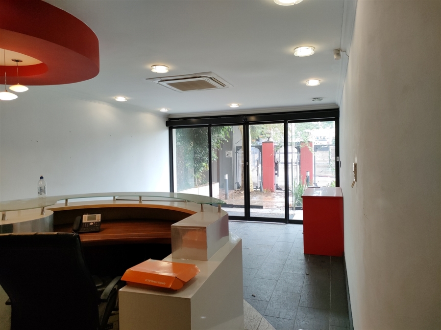 To Let Commercial Property for Rent in Strijdom Park Gauteng