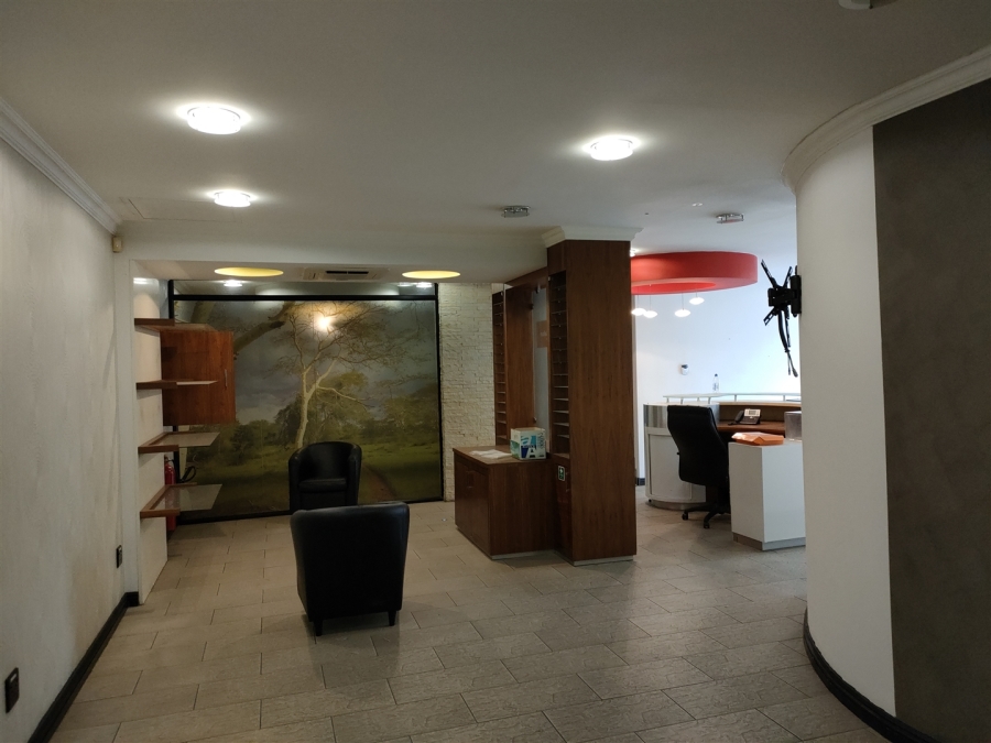 To Let Commercial Property for Rent in Strijdom Park Gauteng