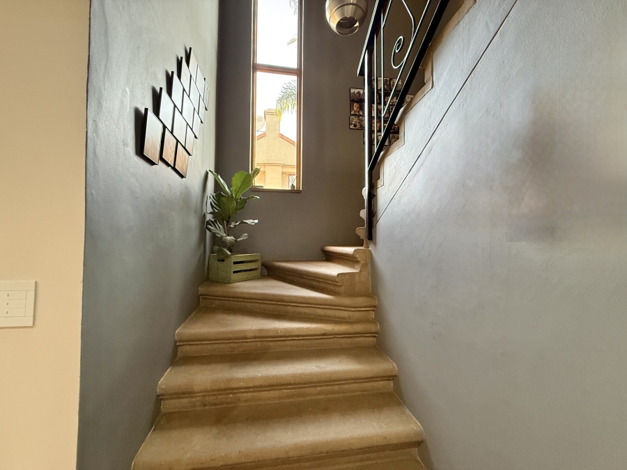 3 Bedroom Property for Sale in The Wilds Gauteng