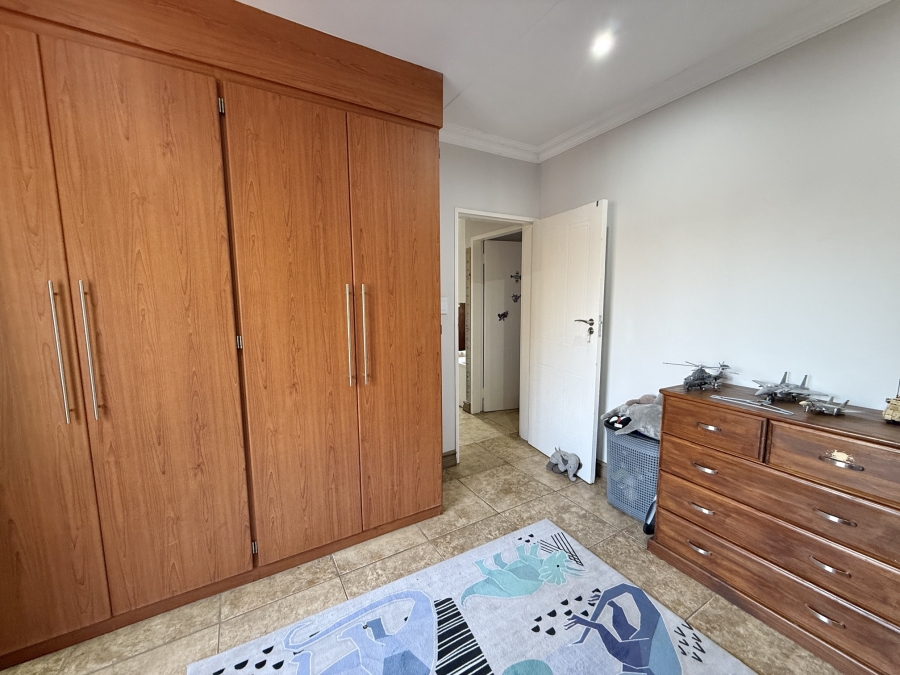 3 Bedroom Property for Sale in The Wilds Gauteng
