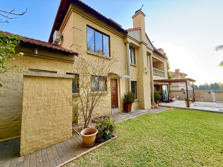 3 Bedroom Property for Sale in The Wilds Gauteng