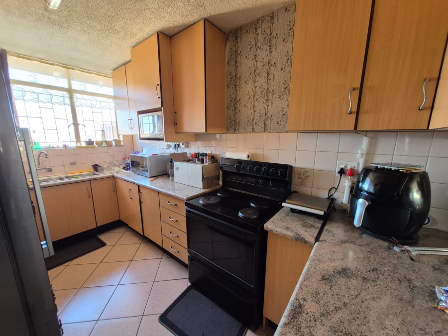 To Let 3 Bedroom Property for Rent in Wonderboom South Gauteng